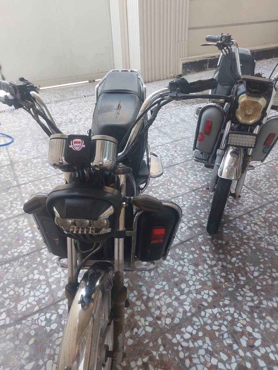 السلام عليكم دراجتين شحن الرافدين هارلي نقص بطاريات السعر للاثنين ٢٥٠ للتواصل فقط على الهاتف *********** مع الشكر
