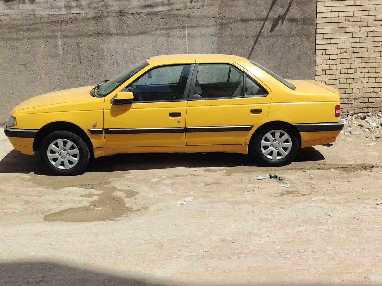 السلام عليكم بيجو لميس موديل 2016 رقم بغداد بسمي تحويل ثاني يوم مكفولة من الخياس وضربه المكان بغداد العبيدي صدر جديد تبريد شغال مكينه جديدة رقم الهاتف *********** السعر ٣٨ وبيها مجال بسيط

