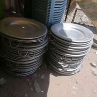 منسف قياس ٧٥ • ٥٠ قطعة • نظيف جدا