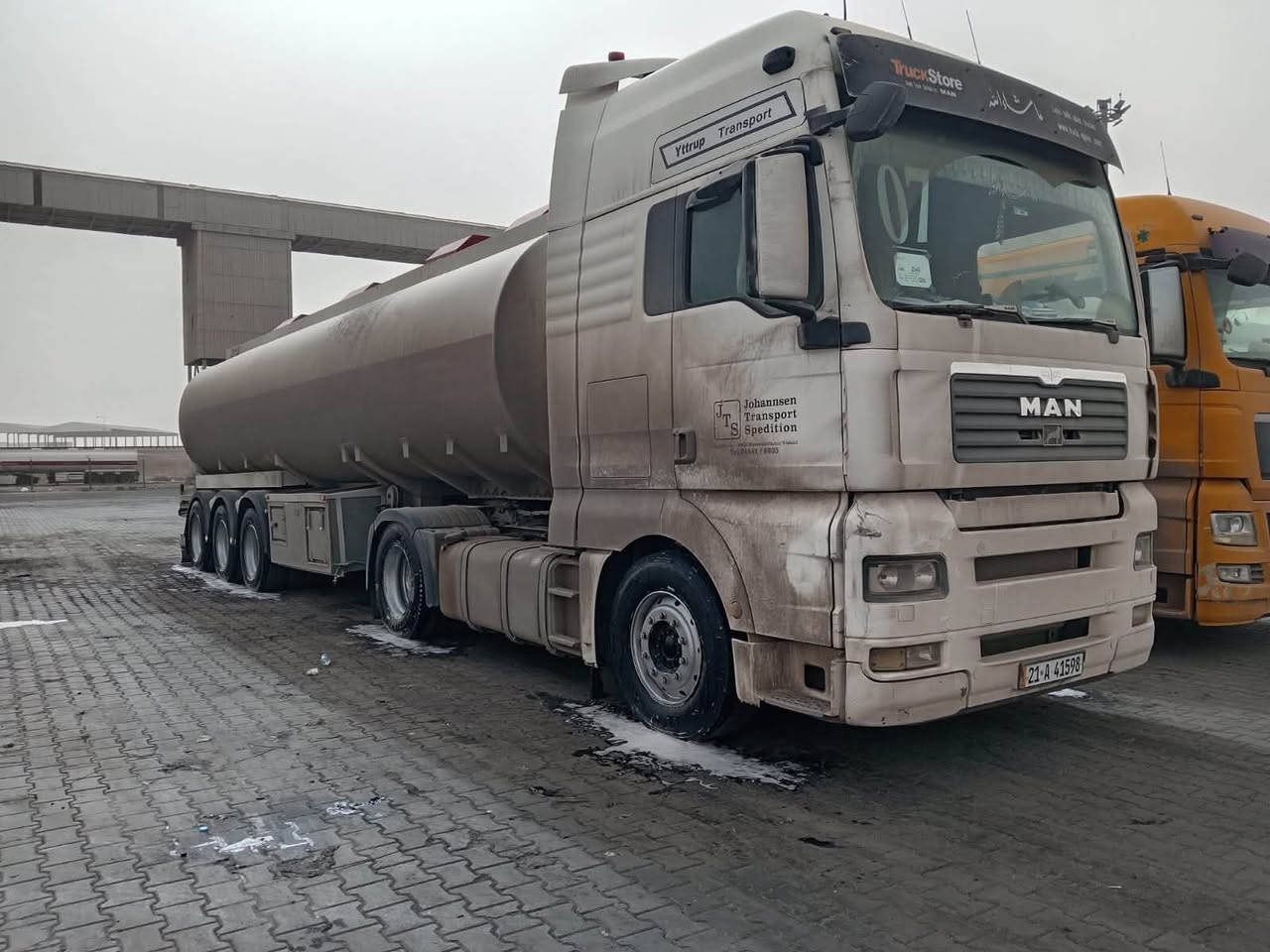 مان تئكا  2003 ريتايدر هاف سلاجه كيرو محرك انجكته رحجم محرك 440بيريفان
تنكي دبل تايه حداد روعه موديل 2016كله تايرات جديد رقم وسنويه جديد 2030طوناج GBSسياره كله بشرت مكان سياره كلار ره قم ..***********/***********
