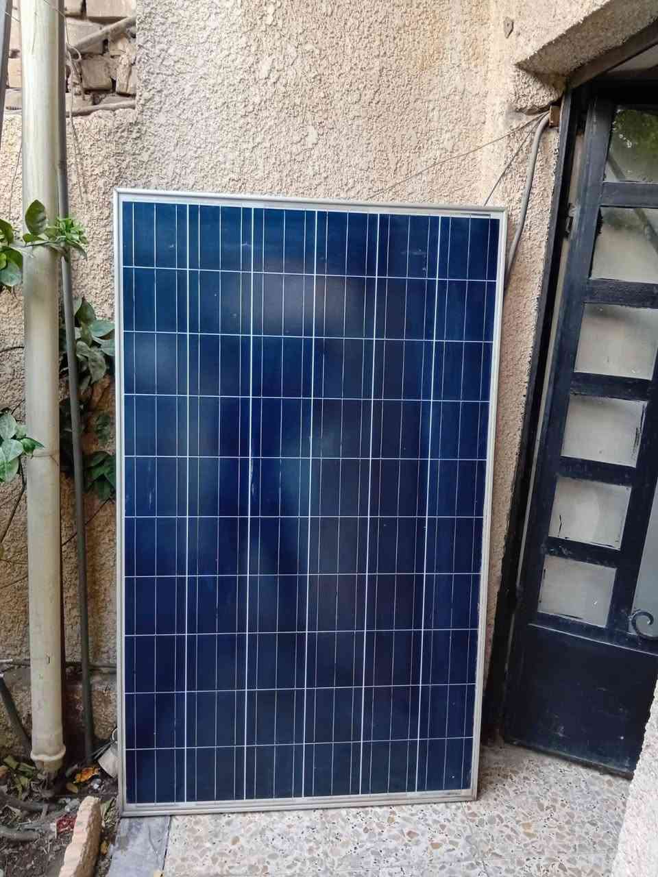 الوح للبيع وحده 250wوثنين 175w
بسعر باليرضي الله بيش يفيدنكم المكان بغداد حي الجهاد ***********

