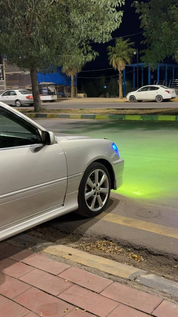 ملكه لبيع سياره فول اربع دكم D4الكبير رقم بغداد سياره قرار48كامله فقط واكفه عل رقام مكمرك وكامله كفاله من كص حداديه كهربائيات كلشي مابيه سياره مال جناي100وبيه مجال عنواني كوفه***********
