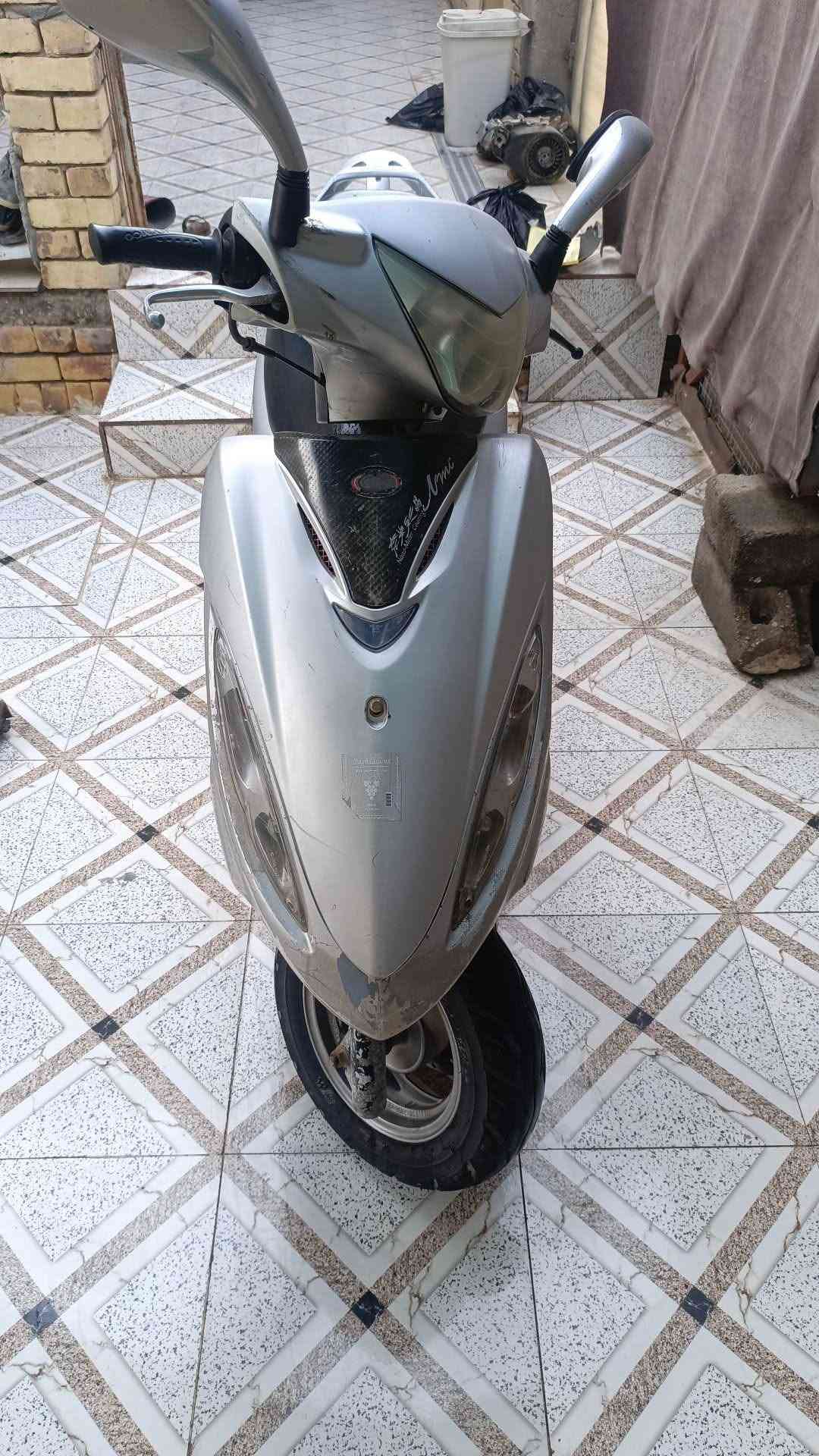 ج4 مفتوحه دراجه فول نعومه 
كله شغاله كل نقص مابيه 400 ومجاله قليل 
*********** ناصريه مركز دراجه على  البلاد

نص مكتوب في الصور:
- CAMON 20 Pro 2026.09.18 18:23 101mm f/1.7 1/60s ISO310