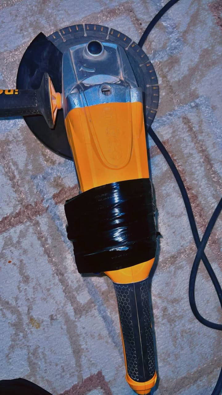كۆسەرەی کارەبای بئ موشکیلە هەتابرئی کۆسەرەیەکی چاکە شوێن هەولێر سحر ٨٠هەزار *********** أربيل, العراق

