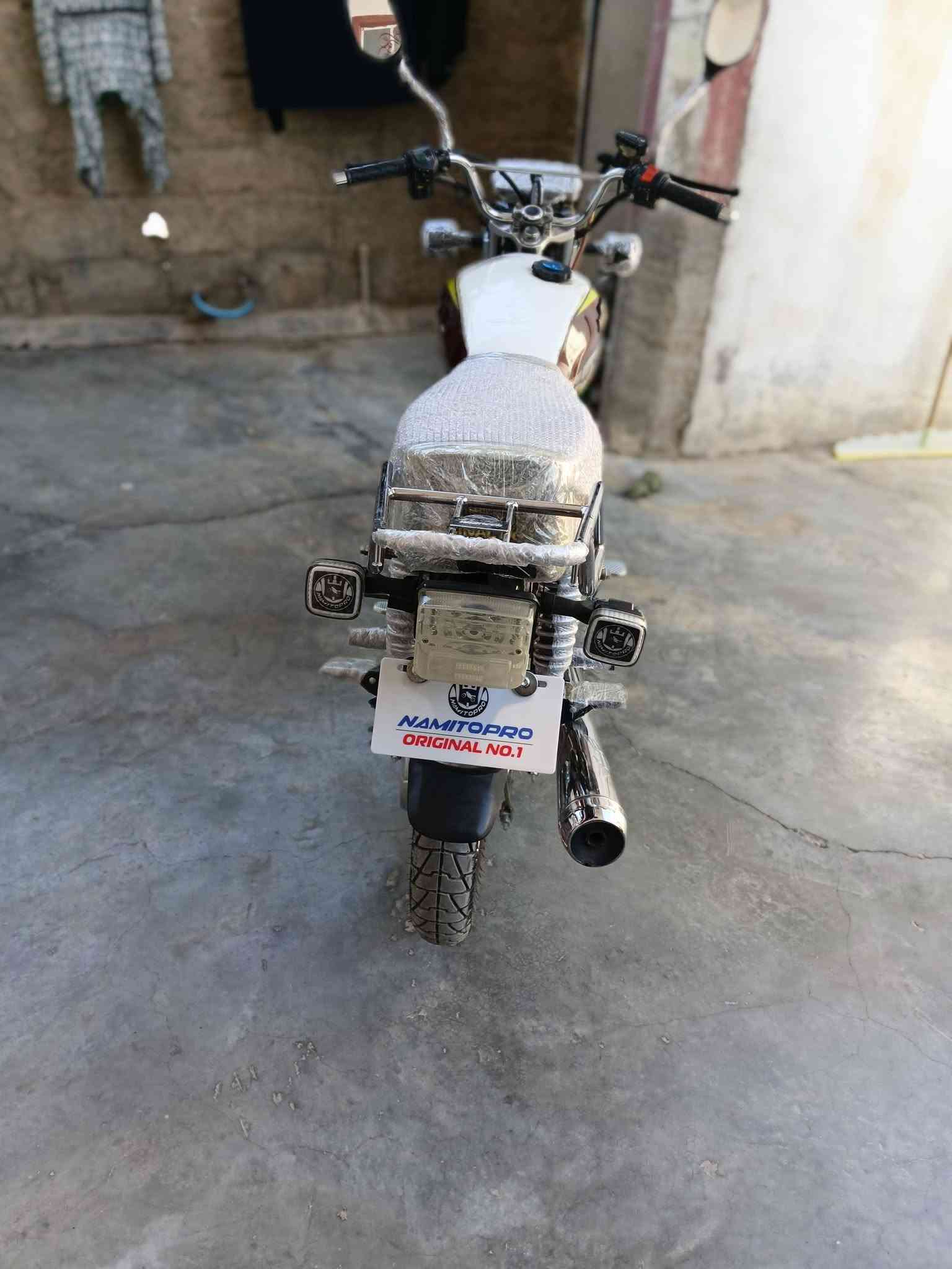 سلام عليكم ماطور ٥ كير للبيع ماطور اخو الصفر ماشي شي قليل ماطور نضيف حيل موديل ٢٠٢٥ السعر ٩٥٠ بي مجال للستفسار اتصال ع الرقم ***********
