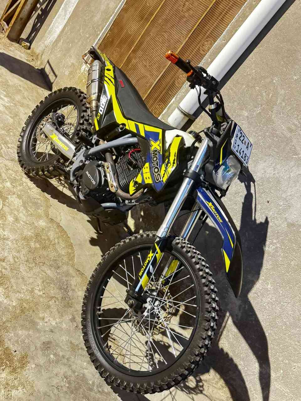 منكار جبلي Xmotos مديل 25 رقم وسنويه اربيل تحويل ثاني يوم دراجه نضيفه وما مفتوحه محرك 300 حجم دراجه 42 شلعه معدل كزوز Sc رقم***********فقط وتساب سعر 2500 وبيهه مجال
