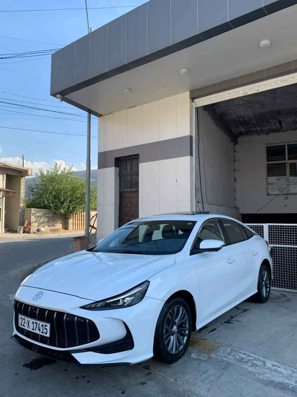 Mg gt  2025 💥
38000 km   ڕۆیشتن
بێ بۆیاخ نەرمەتەرزەیەکی زۆرخەفیف ➯
سێ قۆپی هەیە بێ بۆیاخ دیاریم کردیە بەزیادەوە
نمونە لەتونوتۆڵی وخاوێنی ➯
گێڕومەکینەوکارەبایی بەشەرتە ✔
***********
*********** سوران, أربيل
