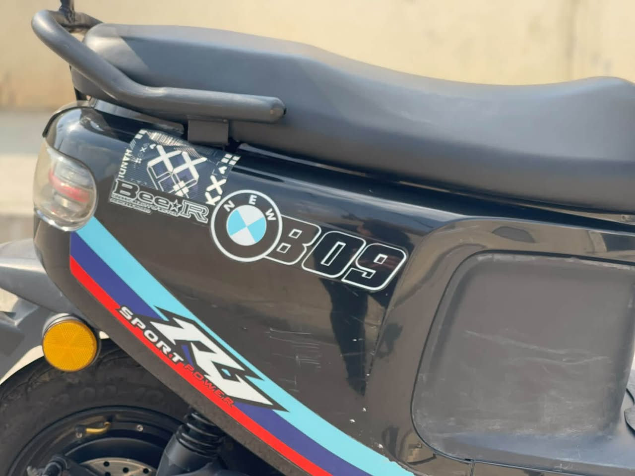 السلام عليكم 

ماطور شحن BMW

6 بطاريات دبل 

بطاريات نظيف  
 
ماطور مثل ما موضح بي شخوط وكسور 

السعر 475 وبي مجال 

الرقم ***********

غير متواجد على الفيس
