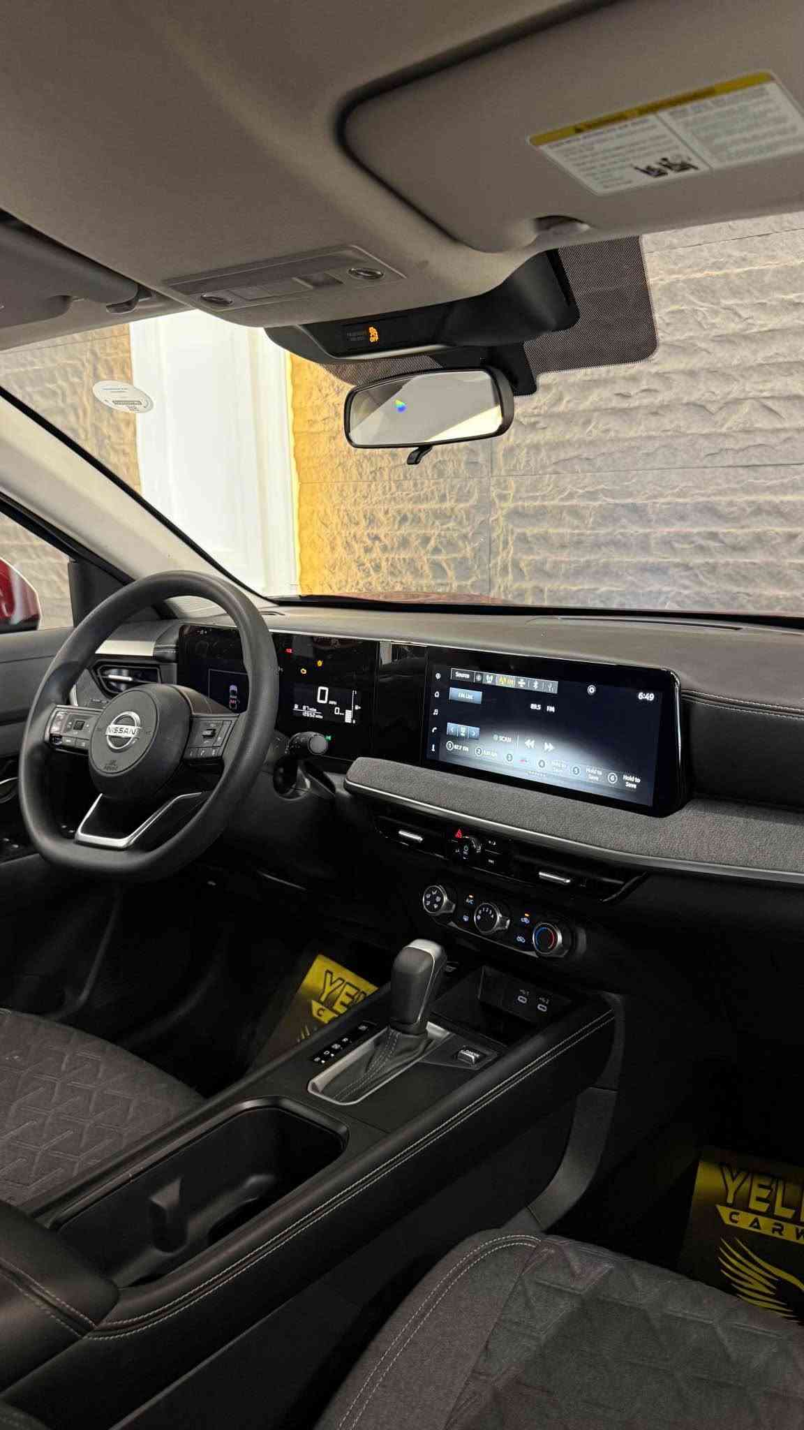Nissan kicks
2025
12,000mile royiya
Be sbugha sayara
2 qope gchkay la chamlghi haya
2 sara shansi ba astam hayti 
Ba sharti raqamia
150$ waraqa w majal
***********
————————————
نيسان كيكس
٢٠٢٥
١٢.٠٠٠ميل ماشية
بدون سبغ 
بيها مكانين بارد صغير 
و شاسي بشرط ترقيم
١٥٠ ورقة و مجال
*********** أربيل, العراق
