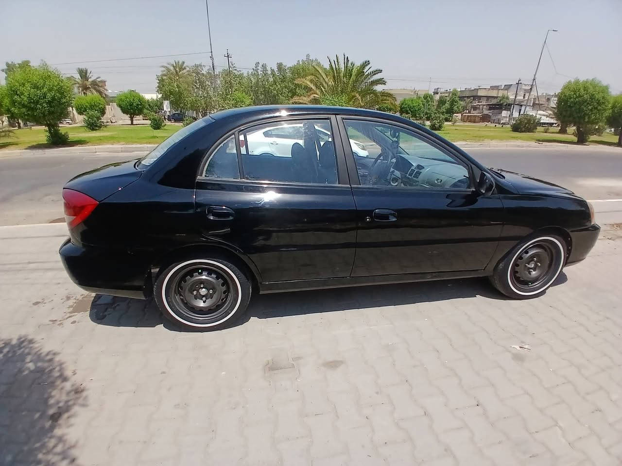 السلام عليكم عندي كيا ريو 2004
كير عادي  محرك 1500 خير من الله سيارة جاهزة علة اخر صبغ عام جمالية تخم تاير جديد صدر جديد الاتصال على رقم صاحبهة‏‪***********‬‏
