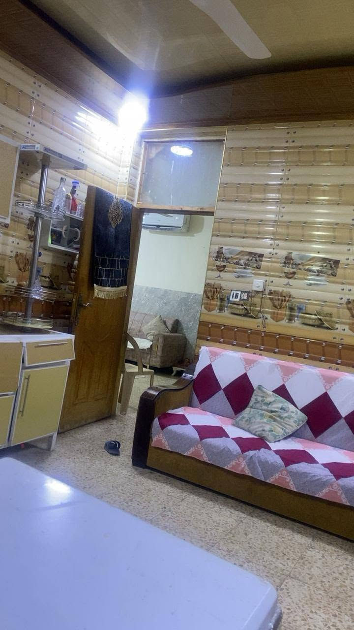 دار للبيع 200م مساحه الأبناء 100م زراعي سند 25 مقابل المحكمة الجديد  السعر 100  قابل للتفاوض اللاستفسار اتصال ع رقم ***********
