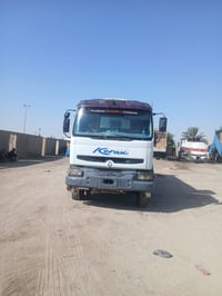رينو • ٢٠٠٢ • مواصفات دولية