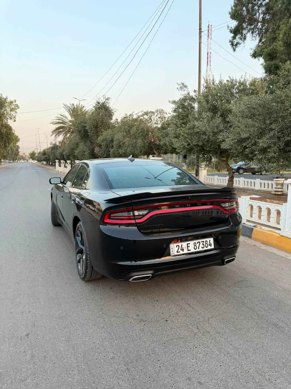 جارجر sxt 2023 اخر اصدار المحرك 6 سلندر 3600
ماشيه 13 ميل فقط مواصفات sxt شاشه حجم كبير كار بلي الايتات زينون كشنات كهرب حساسات ضرر جاملغ يمين فقط بدون ايربك رقم دهوك شرط التحويل السعر ارسل تم يصلك السعر مكان السياره الموصل الارقام ***********/***********
