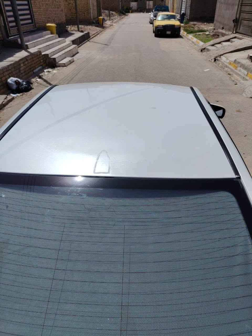 سلام عليكم سوناته 10خليجي سياره جاهزه مكينه جديده حداداديه تخم تاير كله جديد  سونار مرفق وي المنشور بسمنه سنويه جديده مكان ذي قار الشطره *********** مكلف انه بنشر سعره 115وبيه مجال قليل
