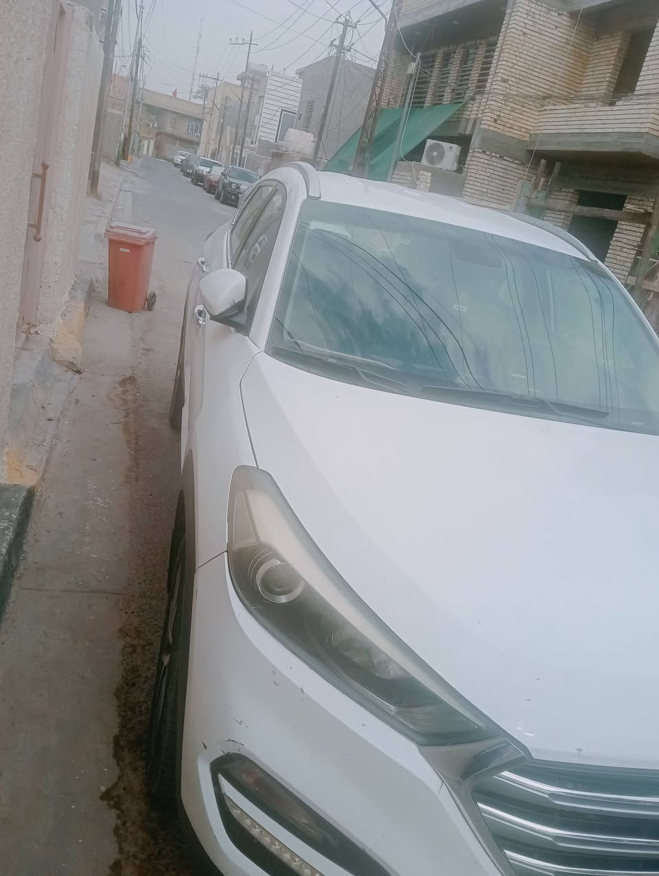 🚘 توسان 2017 للبيع – خليجي 
للبيع هيونداي توسان 2017 خليجي، لون أبيض 🤍
السيارة نظيفة ومرتبة وتستاهل، جاهزة للاستخدام.
🔹 موديل: 2017
🔹 خليجي
🔹 محرك 2.0
🔹 قير أوتوماتيك
🔹 السيارة نظيفة من الداخل والخارج
🔹 جنوط ألمنيوم
🔹 فحص السيارة للجادين
💰 السعر: يحدد عند الاتصال
📍 بغداد
📞 للاستفسار والتفاصيل: راسلني/اتصل ***********
