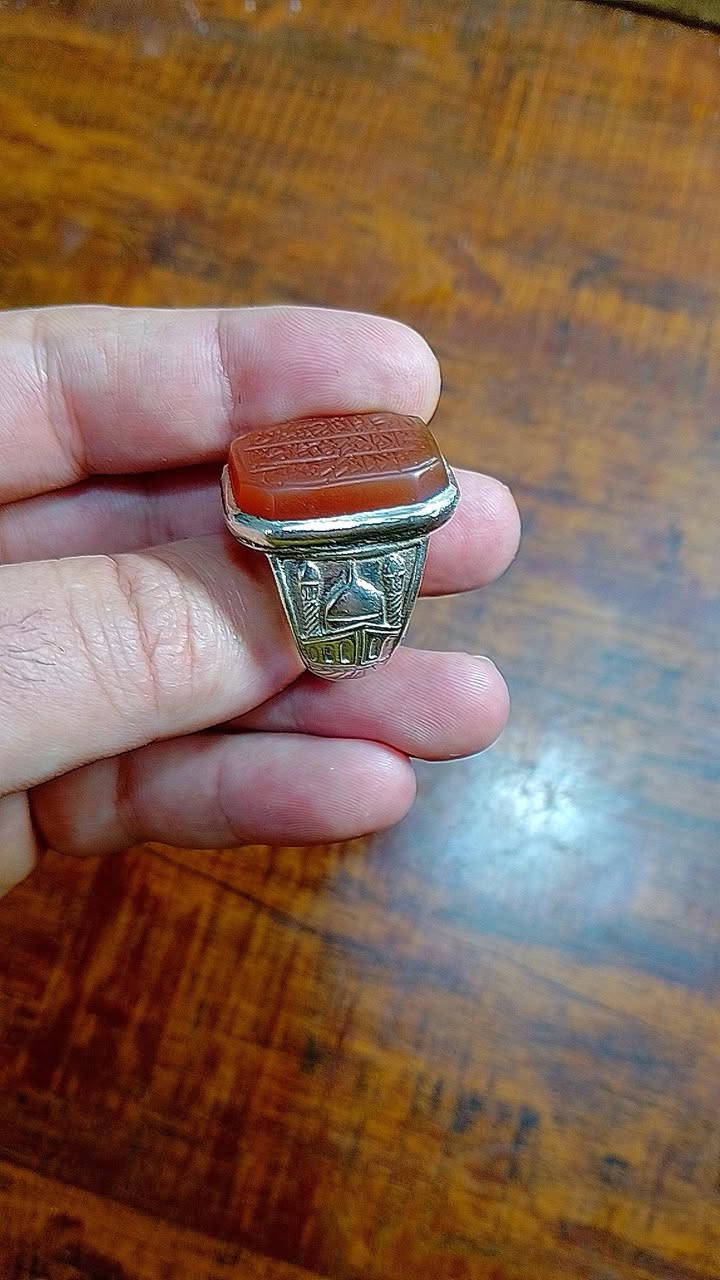 📿 عقيق يماني للبيع 💎
مخطوط بأسماء الأئمة الاثني عشر عليهم السلام ❤️
نقش مميز وقطعة حلوة تستاهل الاقتناء.

📍 العنوان: الرميثة
📞 ***********
