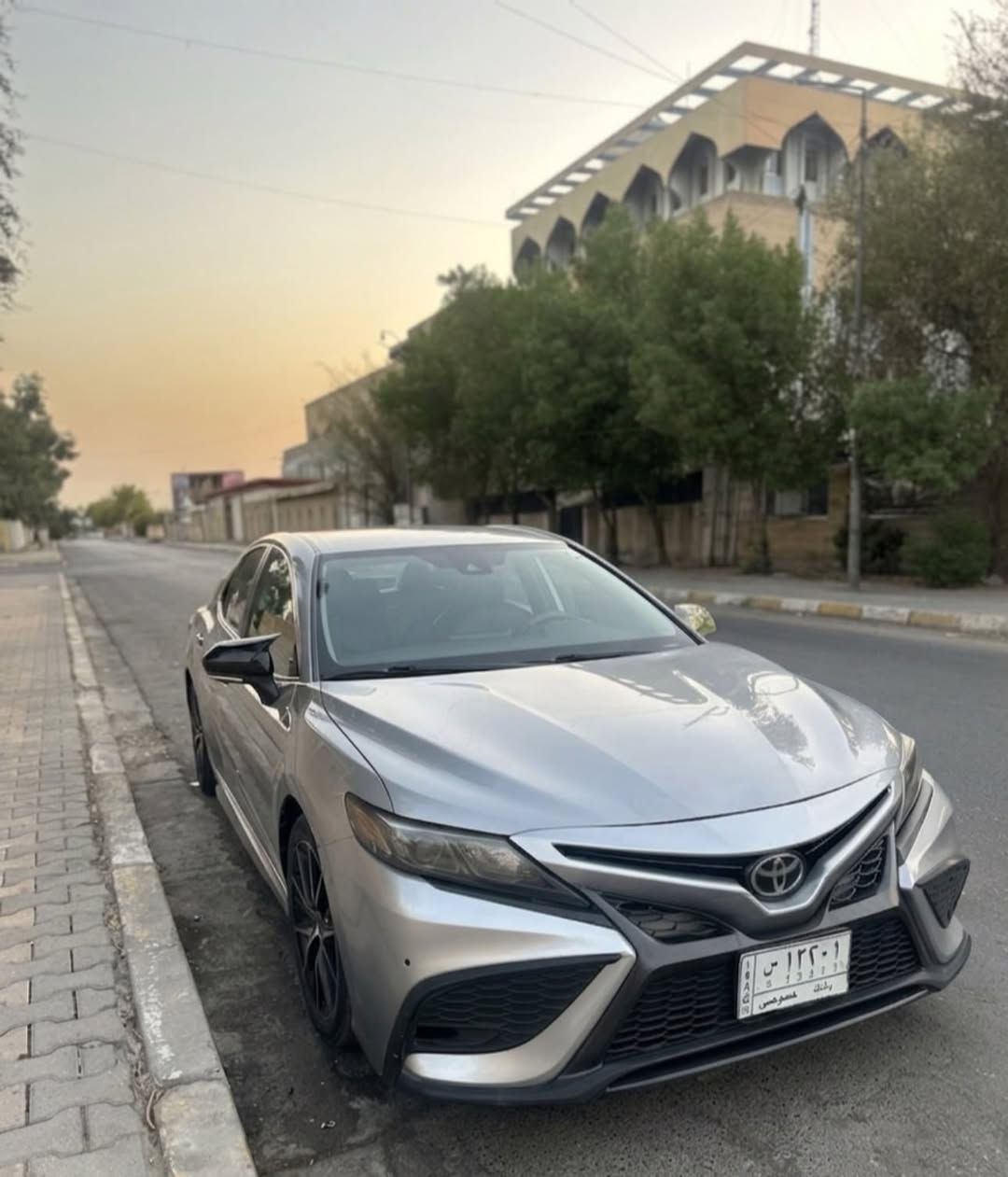 للبيـــــــــع 🚘
2022 

تويوتا كامري 2022 | لون فضي | محرك 2.5L

🔹 محرك 4 سلندر 2.5 لتر
🔹 قير أوتوماتيك 8 سرعات
🔹 دفع أمامي FWD
🔹 صالون واسع ومريح
🔹 جنوط رياضية
🔹 سبويلر خلفي
🔹 كاميرا خلفية
🔹 تحكم بالمقود
🔹 شاشة ومزايا ترفيهية
🔹 تكييف قوي
🔹 أنظمة أمان ABS ومانع انزلاق 
 
السيارة وارد امريكي حادثها بالجنطة 

� السعر: ١٧٠ قابل للتفاوض 
� للاستفسار: *********** واتساب
