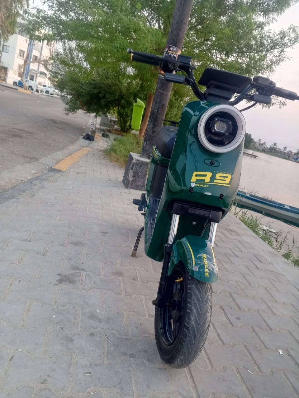 دراجة ار 9 2025 بطاريات جدد هورن ولايت عالي ناصي السعر 375 الموقع كرمة علي ***********
