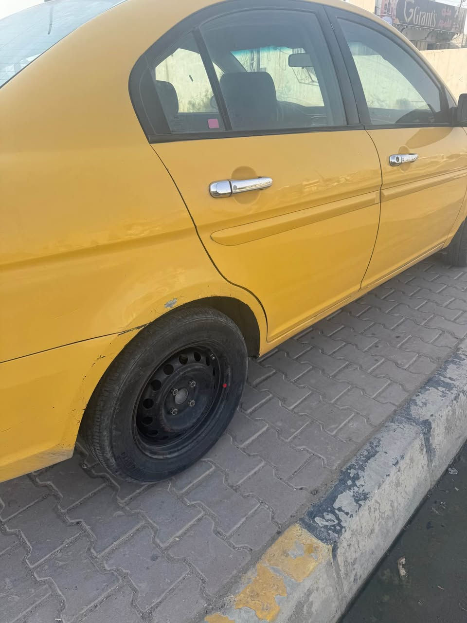 اكسنت ٢٠١١ باسمي هزه ورقم جديد 
مكينه وگير تبريد شرط بيها جاملغ خلفي السعر ٧٠ 
الشراي يتصل *********** موصل, نينوى
