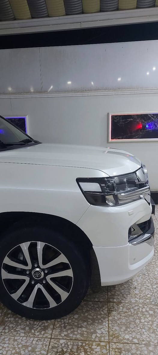 لاندكروز ساز 2019 بغداد
ماشية ١١٩ الف بغداد
كفالة عامة لا تبديل ولا صبغ ولا بارد ولا تكحيل 
للأستفسار // براء 
***********__  الديوانية
