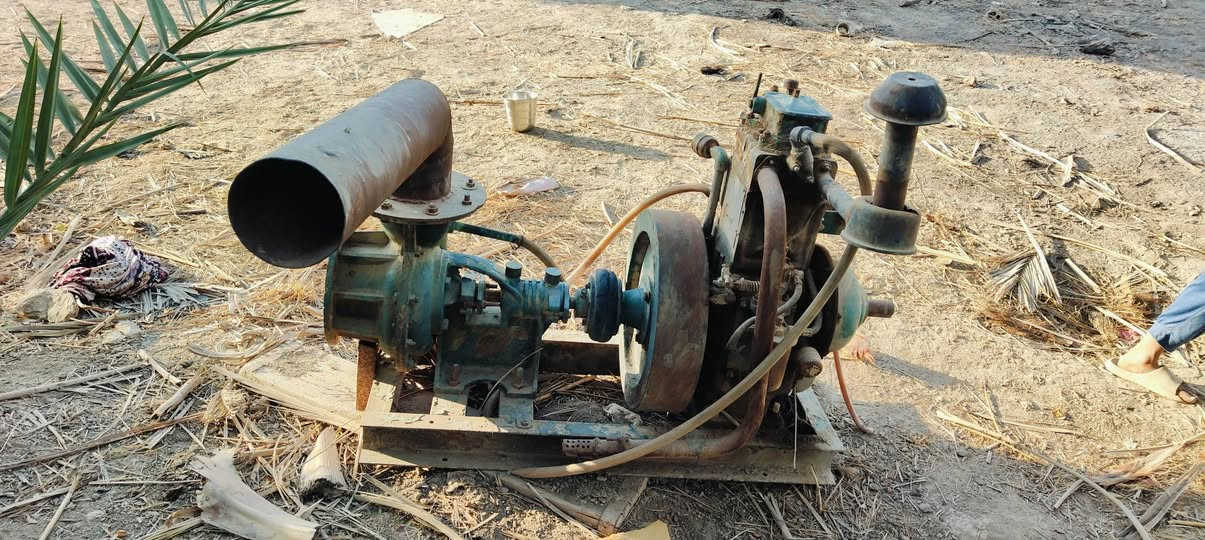 ماطور 10 حصان مشتغل بي شهرين بس ومتروك صار فترة بي بس الطرمبة والنوزل +ما اعرف بيهن
سعره 400
الديوانية 
***********
