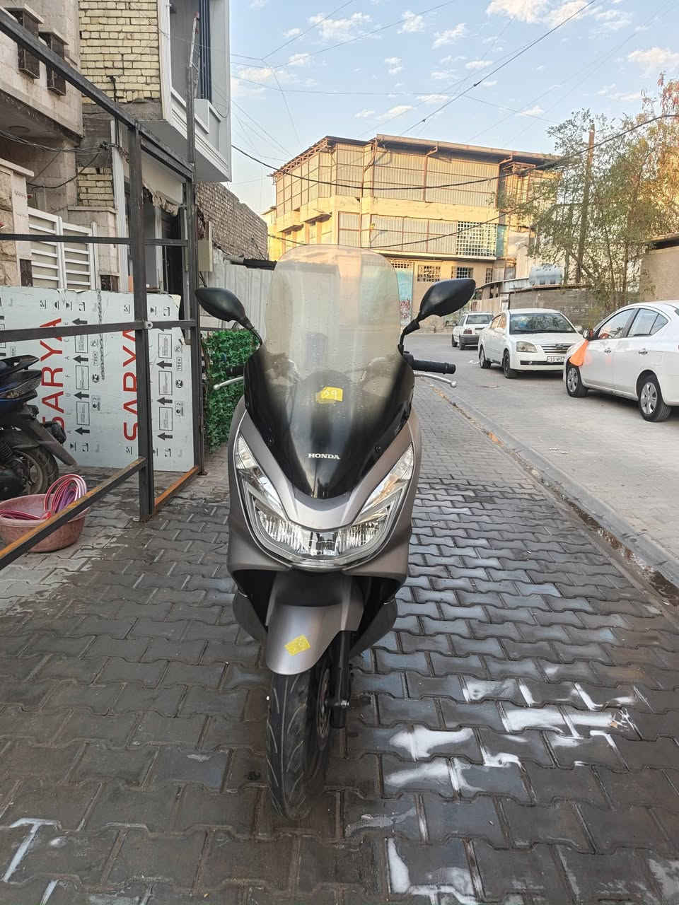 السلام عليكم بي سي إكس جيل الثاني ياباني للبيع محرك 150cc حساس زحام وستاند حساس الدراجة ماشية 4 الالف حقيقي سعر 21 وبيهة مجال ***********
@
