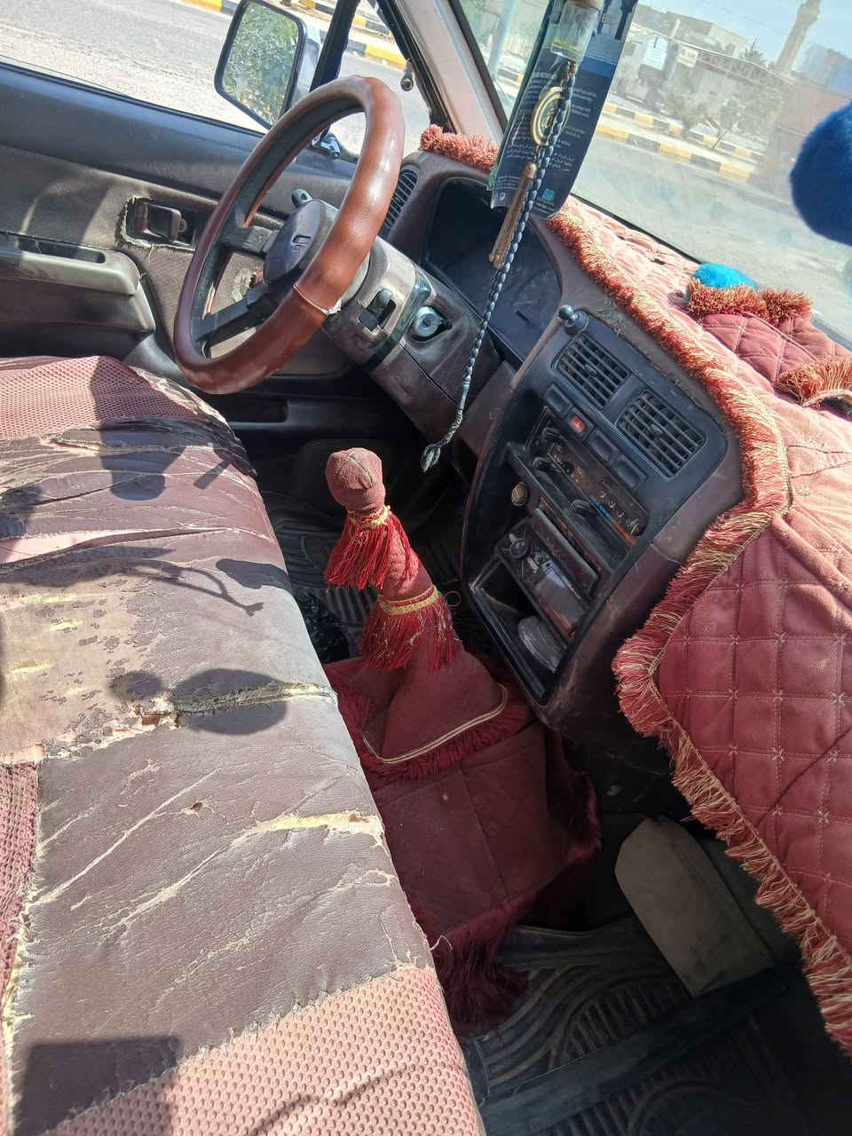 مكلف بل نشر للبيع نيسان موديل ٩٤ كير محرك شاصي مكفول مع الفحص تحويل مباشر رقم الانبار  سعرها ٤٨ ورقه. رقم صاحب السياره. ***********
