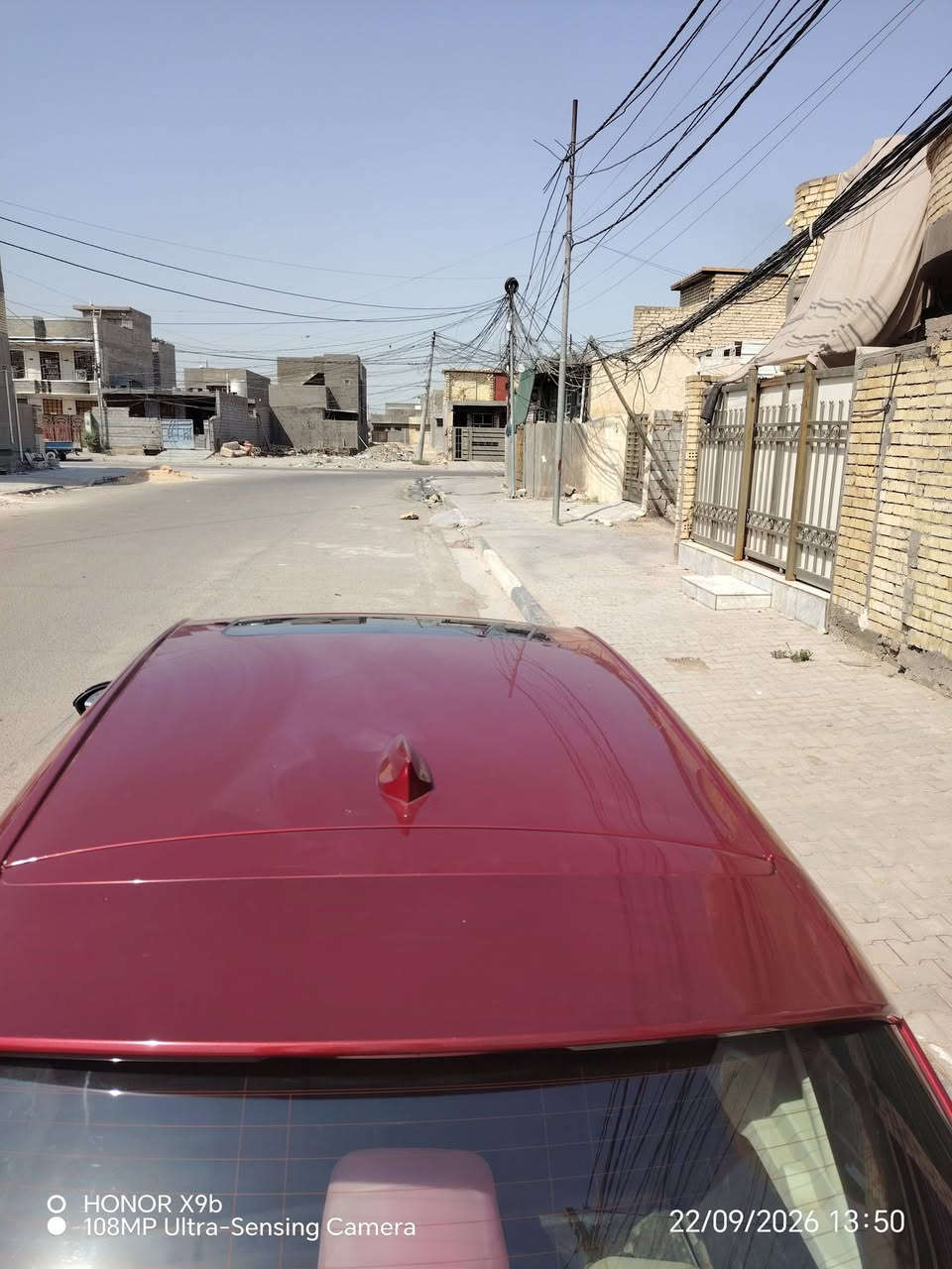 السلام عليکم شوفرلیت کروز رقم بغداد حرة حادث بسيط 
السعر 83 وبي مجال مودیل 18 فول مواصفات 111
المواصفات:
سستم صوت Bose
فتحة سقف بصمات 5 وتشغيل عن بعد + تشغیل تبرید تدفئة كشنات + تشغلها عن بعد بالشتة شاشة الحجم الجبير اندروید وكاربلي+ شاشة معلومات
لايتات  دشبول بریمیر تدفئة تبريد شغال 100% ثلج کشن کهرباء
بس بانزین محسن ودهن اصلي وباقي التفاصيل بالخاص الحادث مالته / سنويه صاقطه / مصفره غرامات
***********
بغداد المحمودية

نص مكتوب في الصور:
- HONOR X9b
- 108MP Ultra-Sensing Camera
- 22/09/2026 13:50
- HONOR X9b 108MP Ultra-Sensing Camera 22/09/2026 13:50
- O HONOR X9b 108MP Ultra-Sensing Camera 22/09/2026 13:50
- HONOR X9b 108MP Ultra-Sensing Camera 22/09/2026 13:49