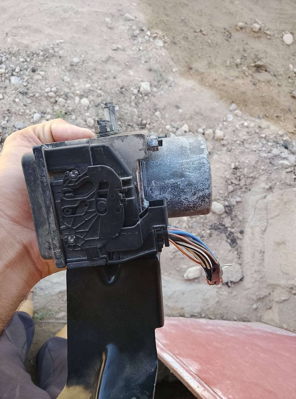 اي بي اس كامريx8  بس المضخه سعره ١٠٠ مع التوصيل
