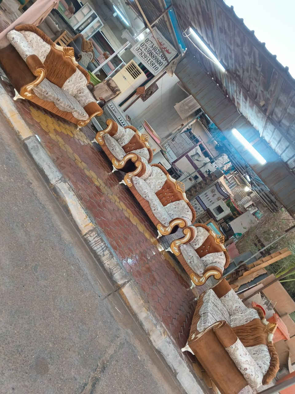 تخم تسكام ثكيل عشر مقاعد مستعمل نضيف السعر 🌹 250 🌹 قفل 🔒 ألف العنوان العزيزيه منطقة باب الحاره للمراسلة *********** يوجد واتساب وماسنجر وتوصيل لجميع المحافظات بل الاجره

نص مكتوب في الصور:
- ***********
- ***********
- ***********
- عرض الجنة
- ***********