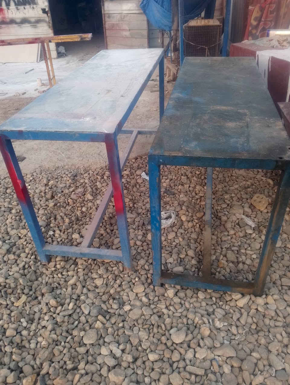 السلام عليكم غراض محل صدر للبيع السعر اتصل على الرقم الموجود *********** ملاحظه الغراض شلع ابيع مكاني عزيزيه
