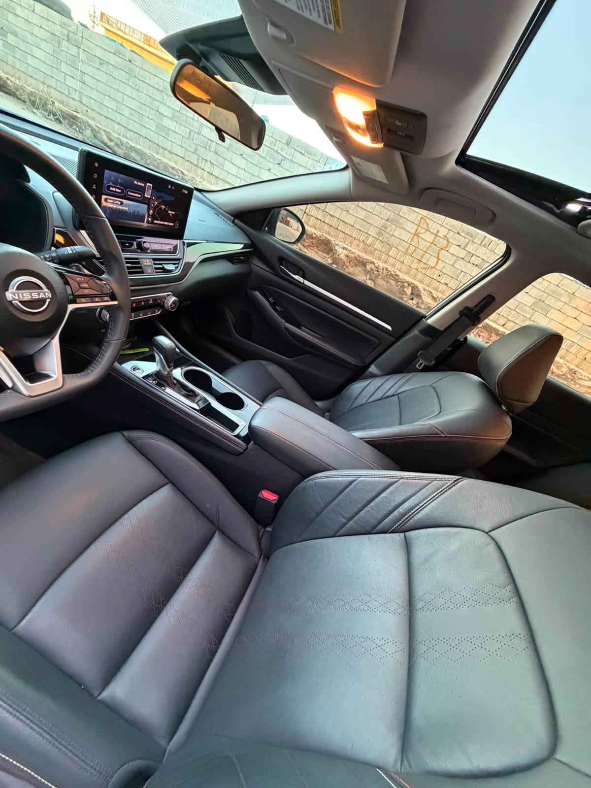 Nissan altima SR plus
فول مواصفات 
موديل 2024 
۲٦ هه زار ڕۆشتوە 
26 الف ماشيه 
تەنها چەمەلەغی لای سایق بۆیاخە 
ڕەسمی دەعم دانراوە 
ايرباك سوكان ته قيوه 
ايرباك ستيرن طاك 
فقط جاملغ السايق صبغ بدون دواخل 
صور الحادث بلمنشور 

‎رقم كاتي تترقم شمالي 
عنوان -سليمانيه 
***********
