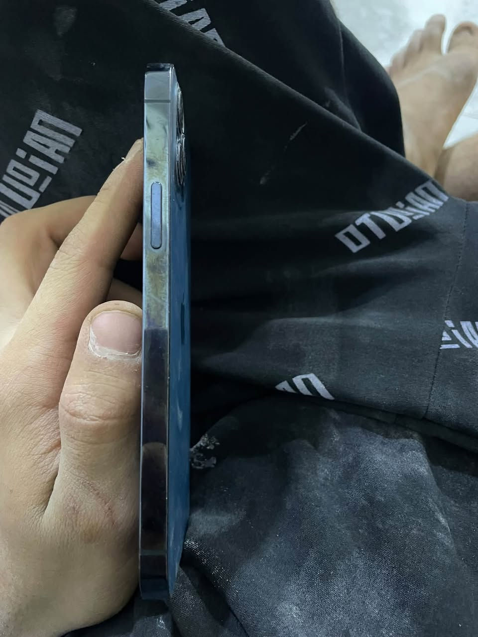 اسلام عليكم ايفون 12برو ذاكره 128🔋76بس شويه فوك شاشه شخص شخطتين بي كلشي ما بي شرط قبل اربع شهر اشتريتو من واحد مشتري من شركه واالله كلشي ما مفتوح ولا شي كلشي شغال سعر300بي مجال  .تعال خاص او راسل وتساب فقط***********
