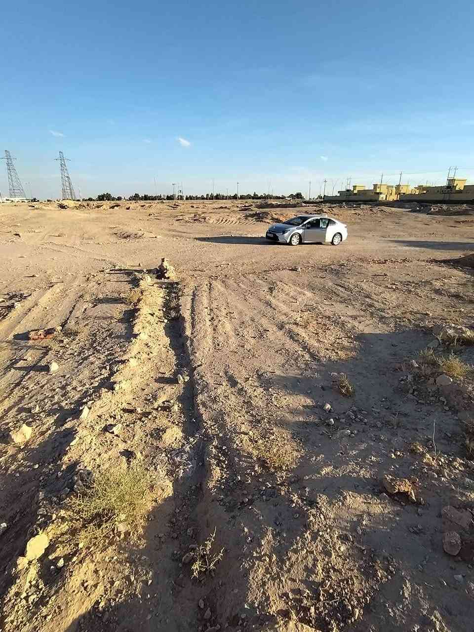 قطعتان طبك للبيع في حقلانية الموقع
مقابيل ناحيه حقلانيه قرب دور الأرامل الخضر
وحده خلف الثانيه مساحه 600 ارض بيضاء
كهرباء وماء قريبه عليها
السعر ١٢ مليون وبيها مجال
استفسار تواصل مع صفحة او رقم
***********
