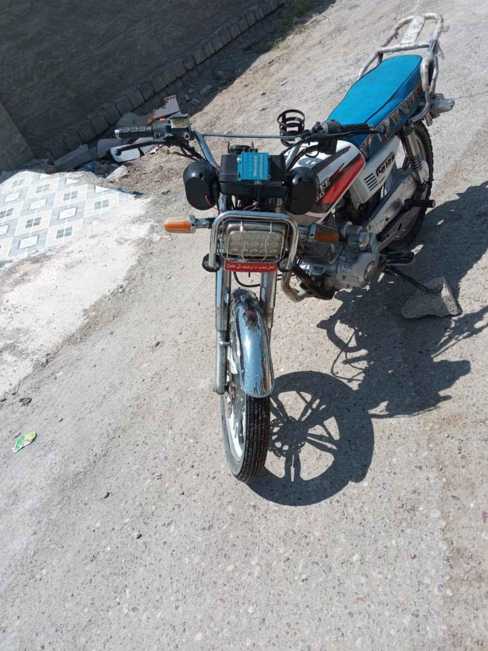 سلام عليكم جني 21محرك 200
نضافه فوول نشاط معدل 
محرك مفتوح مبدل ولف واحد
كهربائيات شغاله ادرع موجود 
السعر 350ويرهم مراوس بسيفان؟*حسب القناعه
***********
@إشارة
