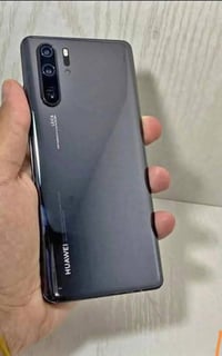 هواوي P30 Pro • ذاكرة 256 • شرخ بالشاشة