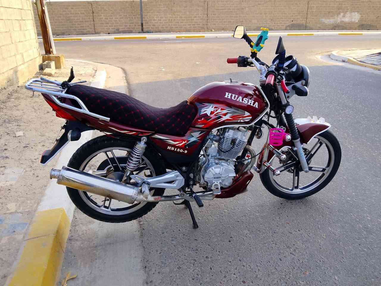 دراجه البيه هيوشه موديل 21 مكمرك مطور محرك ما مفتوح  كلشي شغال ماعده كيج مكسور بس مطورفول سعر 825 بي مجال حك جيه  تواصل ***********
