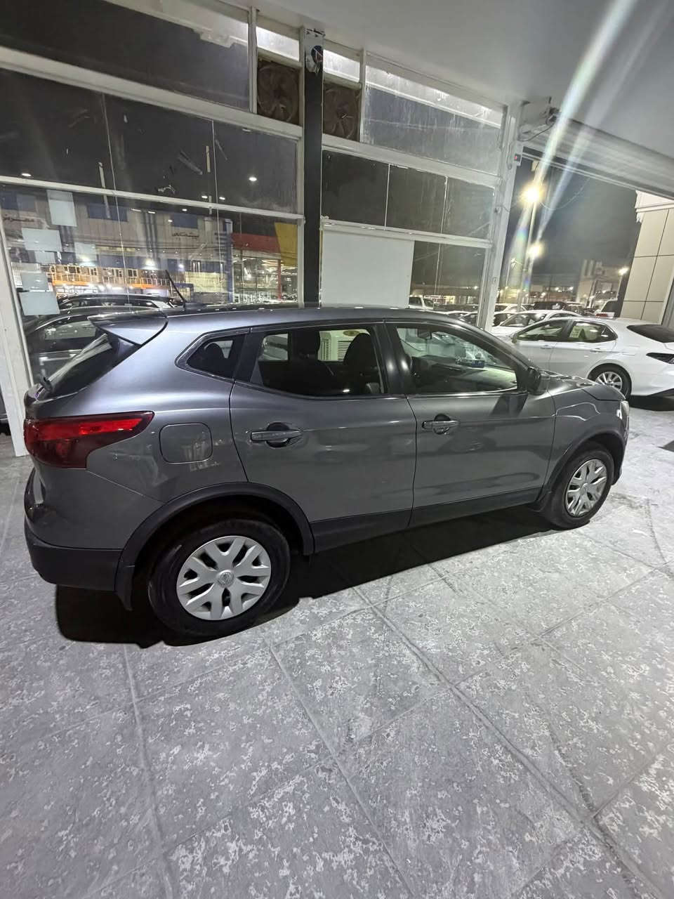 نيسان روج سبورت موديل 2019 
رقم أربيل سنويه باسمي هزة جديدة 
وارد امريكي قطعه صبغ واحدة فقط جاملغ امامي جهة باب سائق بدون ايرباك بدون دواخل يعني ايرباك ستيرين ماطاك ولا بيها اي دواخل وسياره نظيفه حيل على ايدي من جانت رقم كاتي 
السياره نظيفه واستخدام بيت 
‪+964 770 173 6888‬
مكاني أربيل
