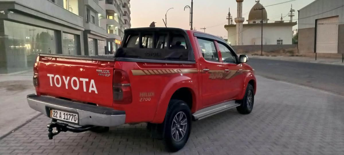 Toyota Hilux 2013

تويوتا هايلوكس ٢٠١٣ ئوتوماتيك 

وكالة خليجية شركة سيد نهرو

سعر 185بيةمجال 

مكينة ٤سلندر حجم ٢.٧لتر تنفس طبيعي

ماشية 200كيلومتر و بحالة ممتازة 

السيارة بدون صبغ و مكفولة جديدة بعد

بية ثلاث مكانات تعديل بارد BDR

السيارة كلش حلوة و نظيفة 

السيارة رقم أربيل الدولي سنوية جديدة

مكفولة من كير و محرك و كهربائيات

و ب سعر(185)ورقة و بيها مجال

مكان السيارةكركوك

*********** كركوك, العراق
