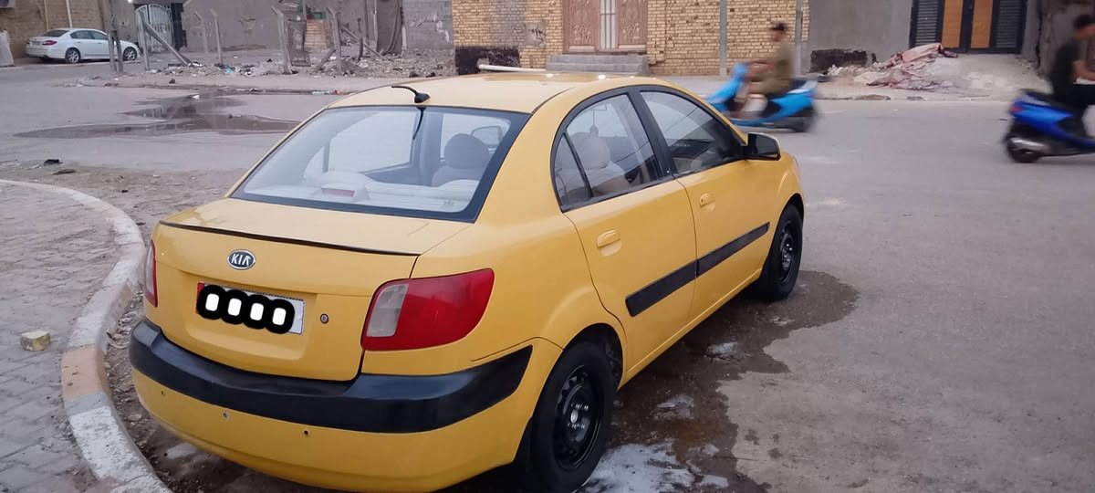 السلام عليكم  شباب  اني مكلف بنشر هاذا رقم صاحب السياره تواصلو وياه مايقصر وياكم 
*********** 
كيا ريو  خليجي موديل 2009  مكينه 1600 دوش  سياره جاهزه تبريد ومكينه وحداديه  وهزه وسنويه جديده  تايرات جدد مصفره هيئه وغرامه رقم نجف نكليزي مشروع وطني  بيهه طخه بسيطه بجاملغ الخلفي ) السياره نضيفه مال جناي الي تفيده يتصل على رقم راعيهه ويشوف سعرهه
