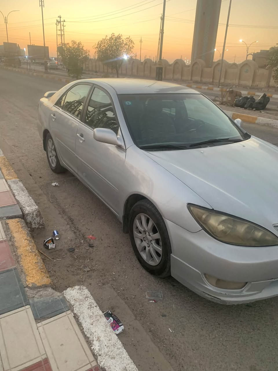 كامري 2006 امريكي المكينه  2400
مصبوغة عام للجمالية 
ضررها الباب الورة جهة العبري مبدل
رقمها ذي قار رقم انگليزي باسمي 
تبريد شغال تخم تاير جديد
السيارة بيها شاشة وكامرة دواره وتحكم ستيرن جهة وحده وكشن السايق كهرباء ارضية السيارة جلد  مكينه وكير بشرط وين ميعجبك تطلع بيها تراي 

السعر  78 وبيها مجال قليل 
أستفسار اكثر 
 واتساب او اتصال ***********
