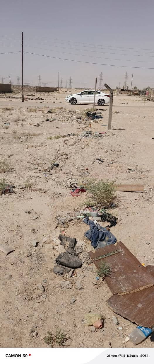 سلام علايكم 
قطعه للبيع عمود ١٣٤
٢٠٠متر
كامله الخدمات ماء كهرباء شارع
بل زراعي 
تبعد عن الشارع العام كيلو ونص
السعر ٤او ربع 
***********
