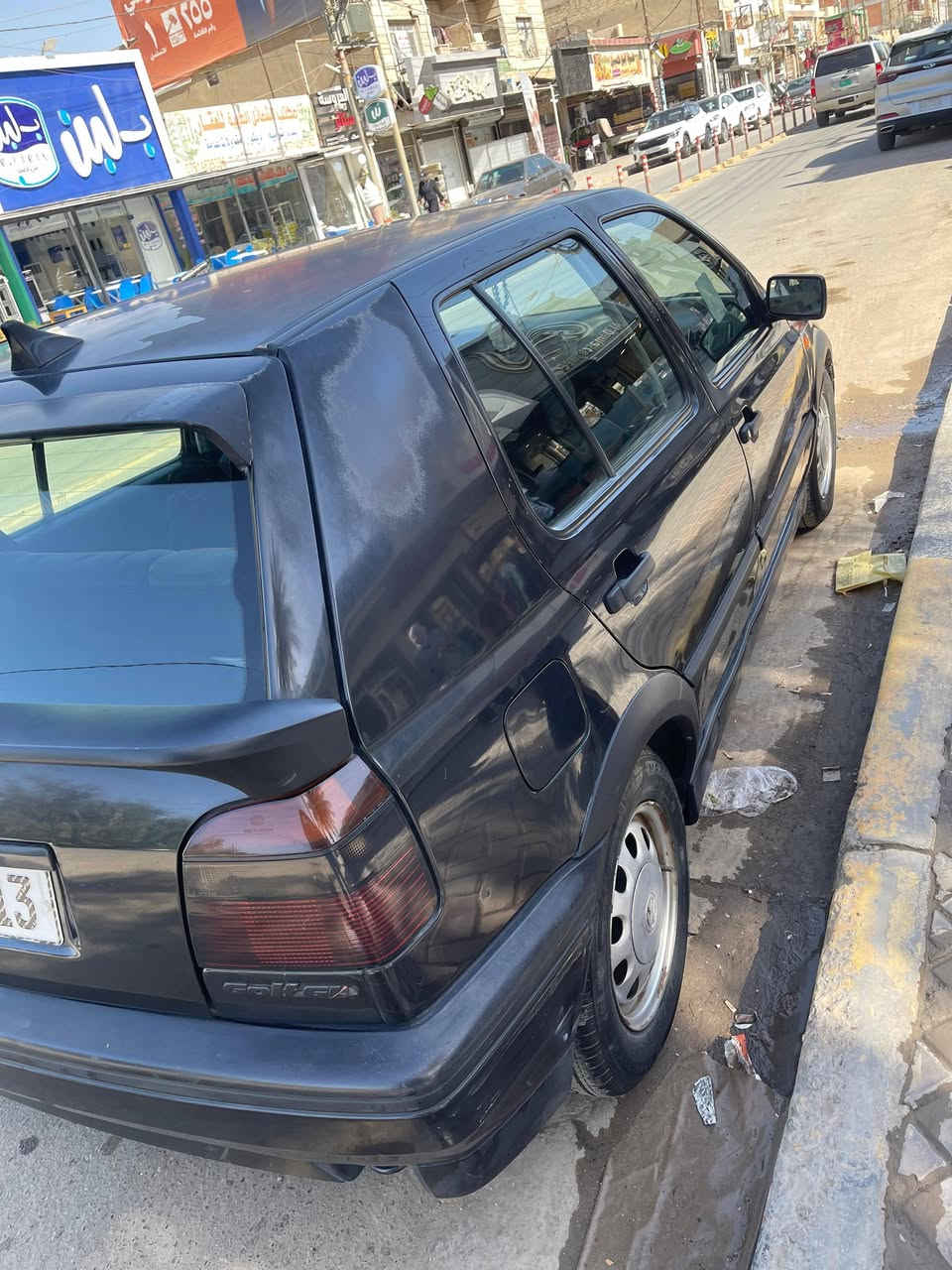 السلام عليكم من رخصة الادمن 
كولف MK3 محرك 2000
موديل 1992
بدون صبغ فقط 4 قطع كلير
اكو مشكله بالكير 
سعر بدون تصليح 40
مع تصليح 45 
*********** رصيد
*********** واتساب
غير متواجد على الفيس
