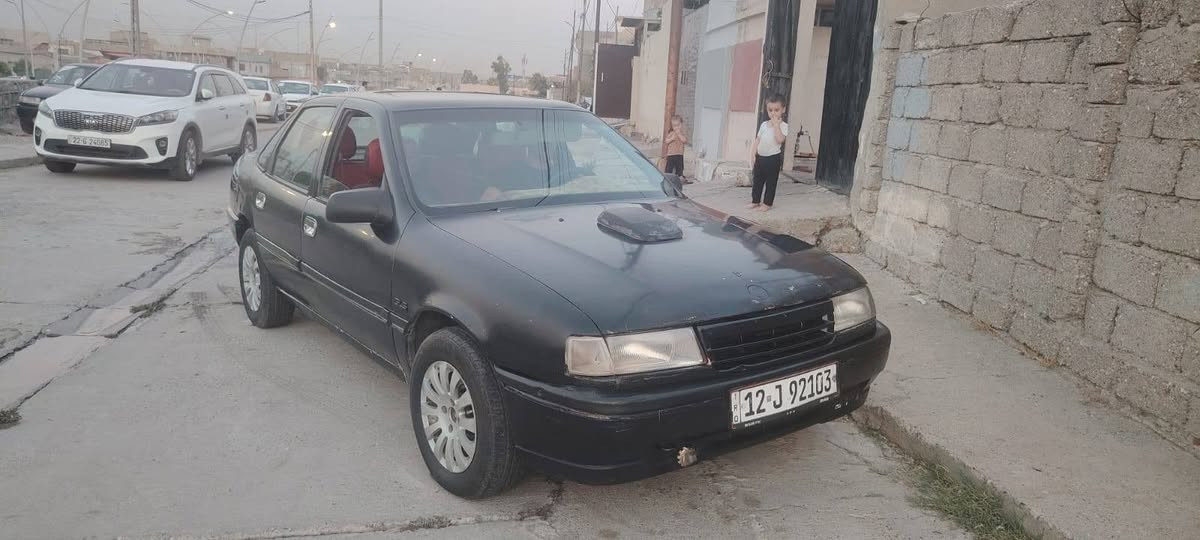 ✨ وصلت حديثاً إلى مكتب رهف 
خلينا نقدم لكم عرضنا المميز لهذا اليوم! 🚘💨
📋 تفاصيل السيارة:
🔹 السيار 🚗 فكتره
🔹 الموديل: 
🔹 الوارد: 
🔹 ناقل ⚙️شرط
🔹 المحرك:  18    شرط              🛠✅
🔹 الرقم: نينوه كابرون بانزين شرط تحويل
🔹 الضرر ( صبغ عام بدون ضرر
💸 السعر.34 وبيها مجال     
📍 موقعنا:
الموصل - حي الزنجلي - قرب مول دريم 📍🏢
⏰ أوقات العمل:
من الساعة 09:00 صباحاً وحتى 10:00 مساءً 🕘🌙
📞 للتواصل والاستفسار:
يسعدنا استقبال اتصالاتكم المباشرة خلال ساعات العمل:
📲 ***********
📲 ***********
🌟 مكتب رهف.. اختياركم الأمثل لسيارة العمر! 🌟
