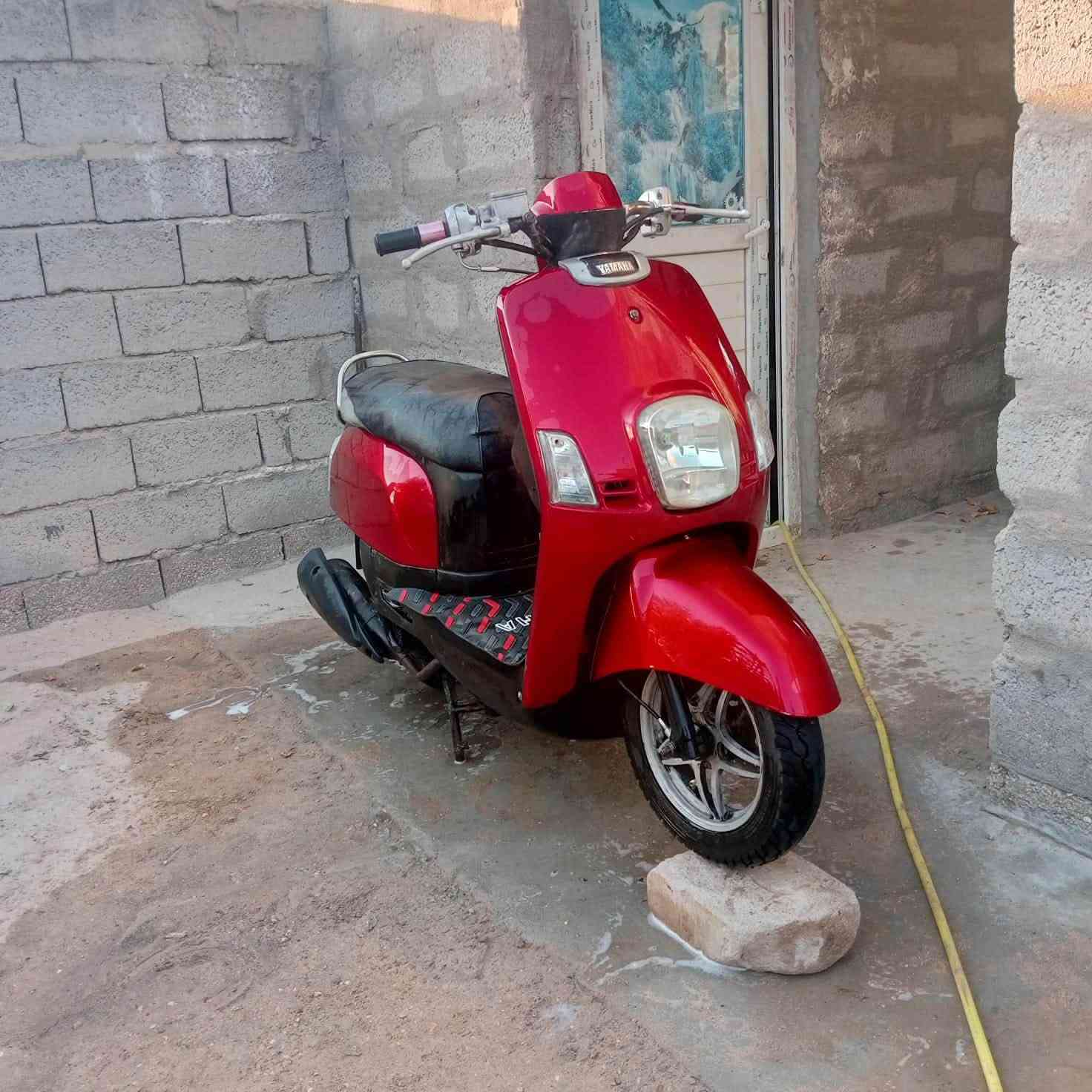 ماكس بوليس كابريتر لوّن احمر داخل اسود مكينة بلادية مبدل ولفات فقط خرسة نكرة سلف هندر   زوج تاير جديد كلة شغالة عنواني النجف الأشرف سعر دراجة (700)بيه مجال  *********** مكاني النجف الحيدريه
