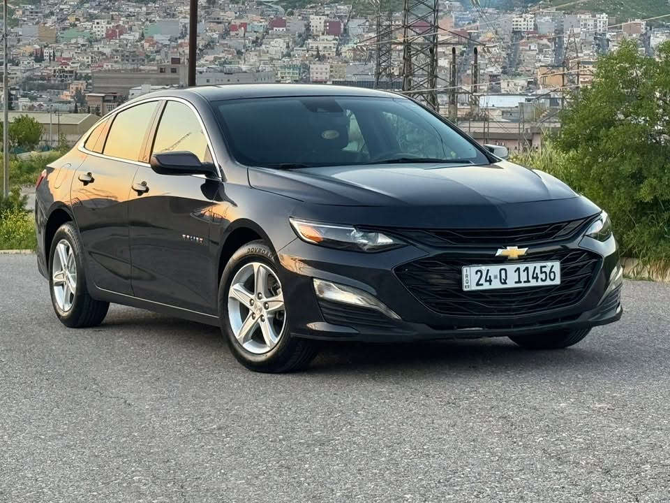السلام عليكم

ترهم مراوس ويه byd 

ماليبو 2023 LT

مكينة 1500 تيربو

ماشية 23 ألف فقط بعدها بحالة الوكالة

حادثها جداً بسيط بدون دواخل وبدون إيرباك سطحي صبغ بنيد وجاملغ جهة السائق

مواصفاتها:

• بصمة تشغيل وتشغيل عن بعد
• دخول ذكي
• مثبت سرعة
• قيادة شبه ذاتية
• قطعتين تبريد
• مرايا كهربائية مدفأة
• شاشة لمس 8 إنج
• Apple CarPlay
• Android Auto
• USB
• نظام صوت 6 سماعات
• أوامر صوتية
• مقاعد قماش
• تدفئة مقاعد
• مقعد السائق كهربائي
• مسند يد خلفي
• كاميرا خلفية
• سايد بريك بصمة
• تحذير الاصطدام الأمامي
• المحافظة على المسار
• تنبيه الخروج عن المسار
• الضوء العالي أوتوماتيكي
• إضاءة نهارية LED
• مرايا مدفأة
• نظام ستارت أند ستوب
• ويل حجم 18

رقم دهوك تحويل أو وكالة جاهز

المكان: بغداد

للتواصل رقمي بي واتساب 
***********
