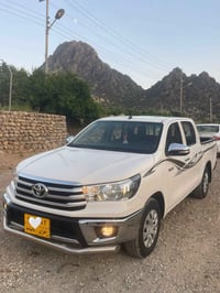 هايلوكس • ٢٠١٧ • ٩٩٠٠٠ كم