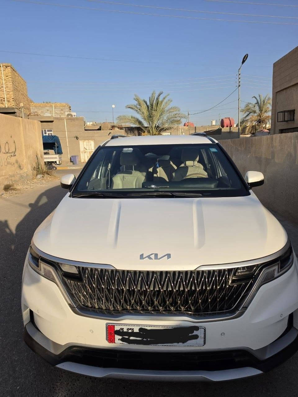 من رخصة الاداره 

كيا كرنفال اجره موديل ٢٠٢٣ وارد كوري خطين فول موصفات   كفاله عامه للبيع السعر خاص  ***********
