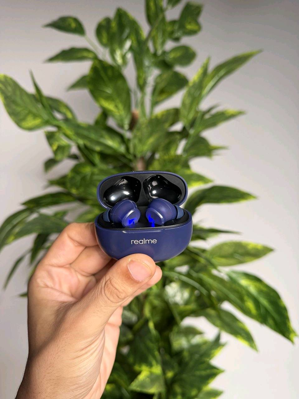 ودّع التقطيع واستمتع بصوت يخلّيك تعيش كل لحظة!

سماعة Realme Buds T110 تجمعلك جودة الصوت، الراحة، والبطارية الطويلة بجهاز واحد