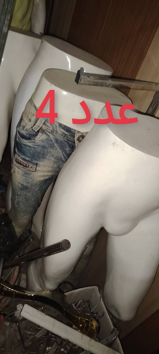 ملكانات للبيع شلع سعرهم 200 الف
كامل عدد 2
صدر عدد 18
رجل عدد 4
كلهم نضيفات مثل الصور 
مكاني ديالى
***********

